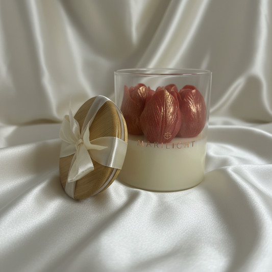 Αρωματικό Φυτικό Κερί με Τουλίπες και Ξύλινο Καπάκι